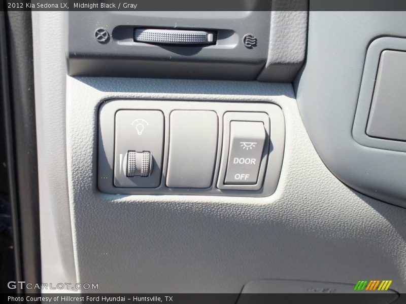 Midnight Black / Gray 2012 Kia Sedona LX