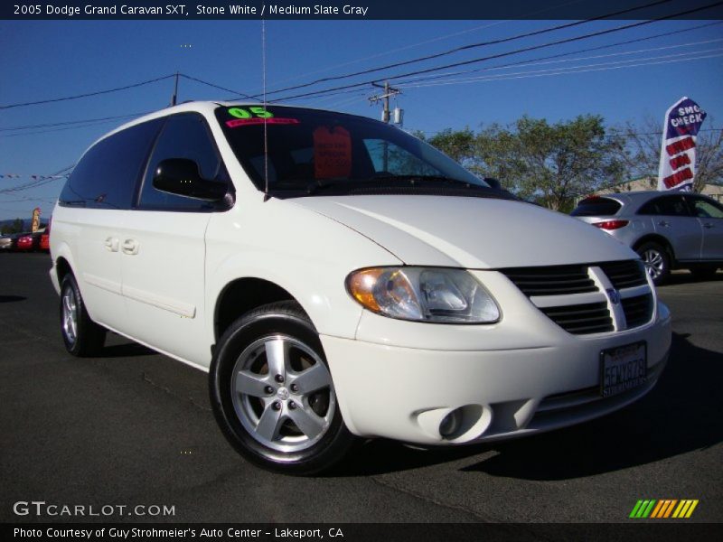 Stone White / Medium Slate Gray 2005 Dodge Grand Caravan SXT
