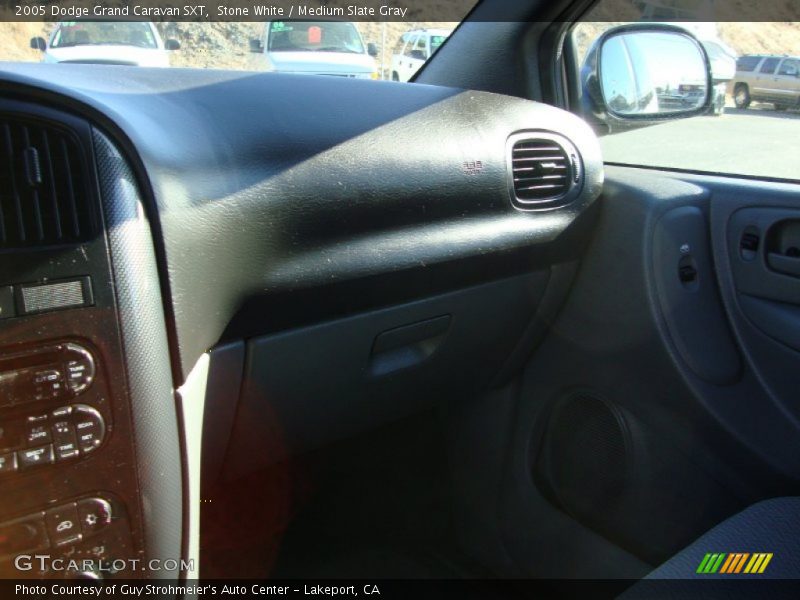 Stone White / Medium Slate Gray 2005 Dodge Grand Caravan SXT