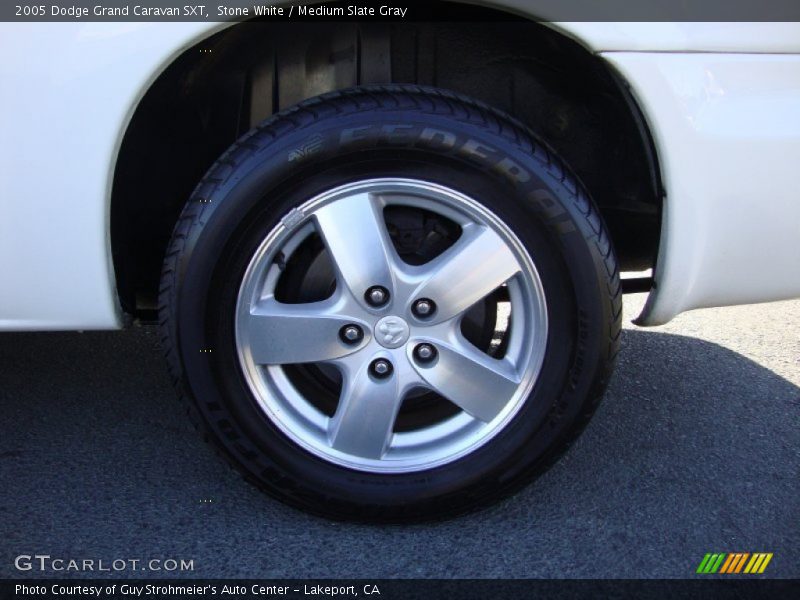 Stone White / Medium Slate Gray 2005 Dodge Grand Caravan SXT