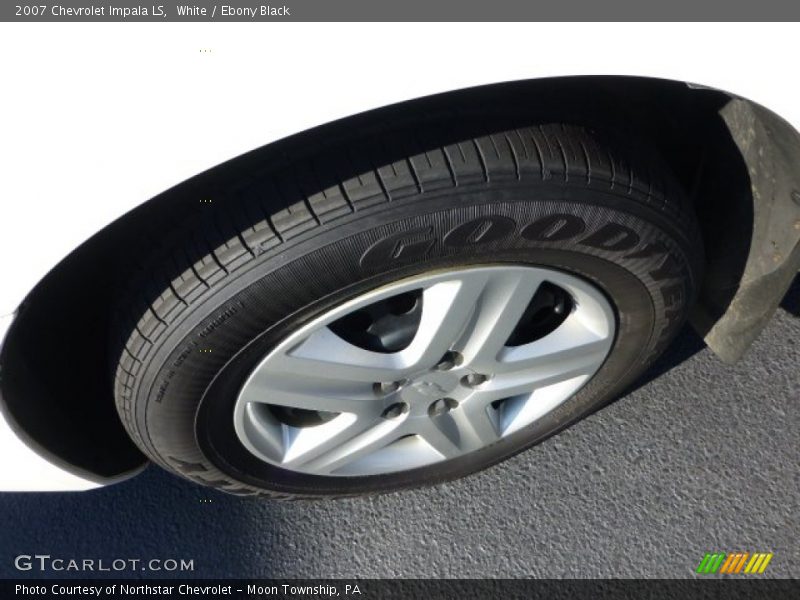 White / Ebony Black 2007 Chevrolet Impala LS