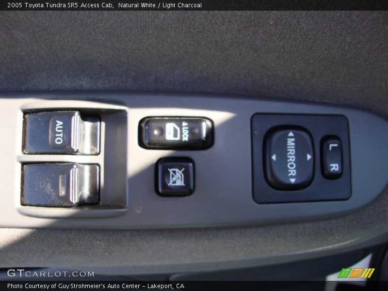 Natural White / Light Charcoal 2005 Toyota Tundra SR5 Access Cab