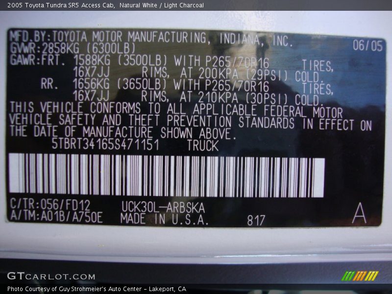 Natural White / Light Charcoal 2005 Toyota Tundra SR5 Access Cab