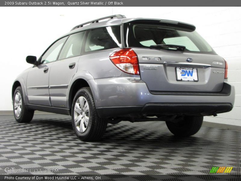 Quartz Silver Metallic / Off Black 2009 Subaru Outback 2.5i Wagon
