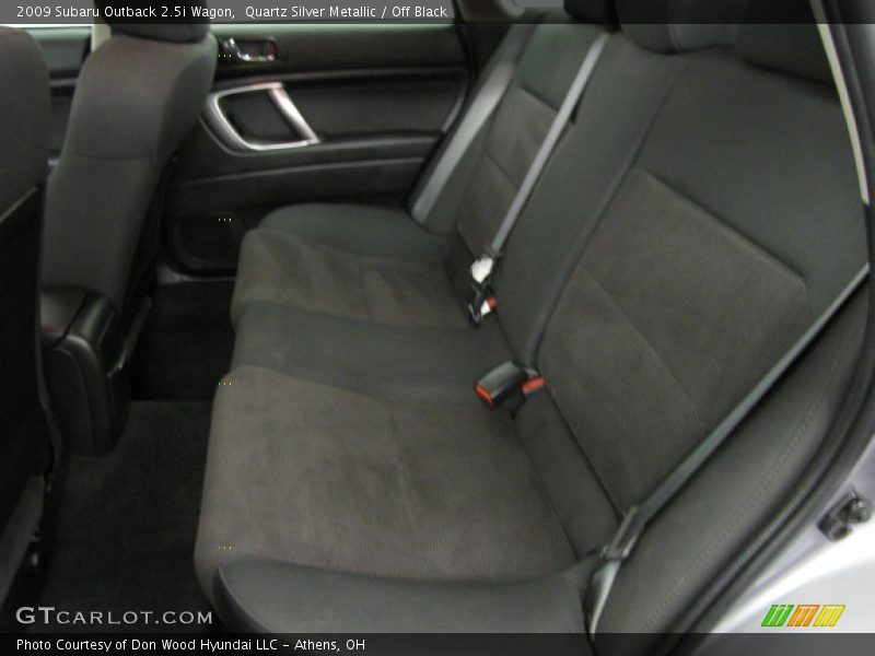 Quartz Silver Metallic / Off Black 2009 Subaru Outback 2.5i Wagon