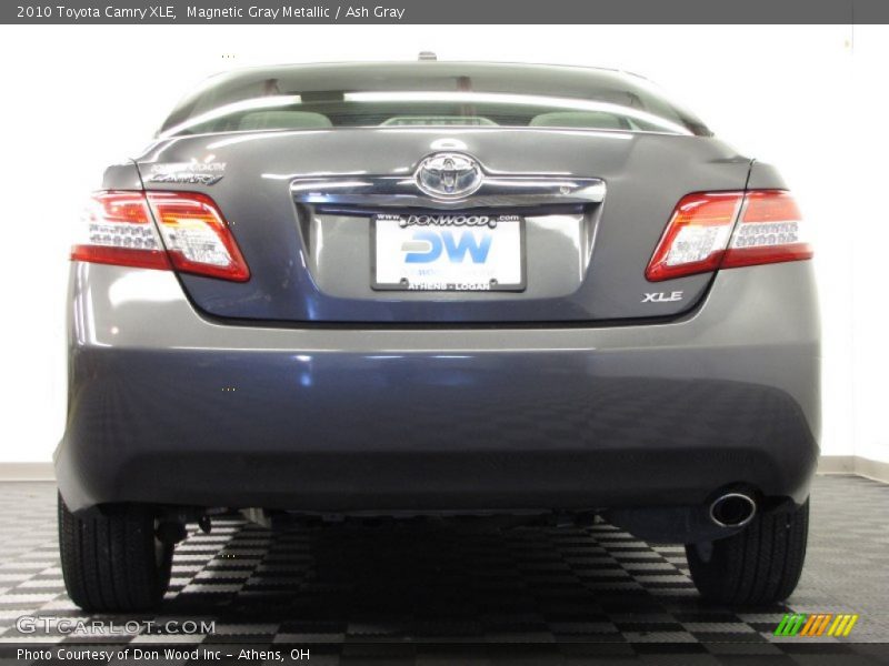 Magnetic Gray Metallic / Ash Gray 2010 Toyota Camry XLE
