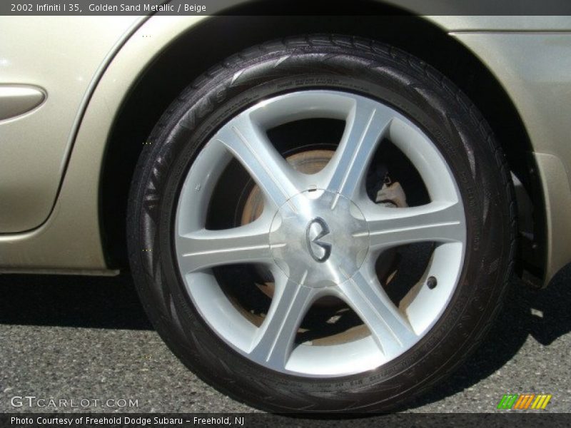 Golden Sand Metallic / Beige 2002 Infiniti I 35