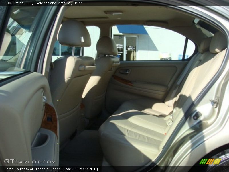 Golden Sand Metallic / Beige 2002 Infiniti I 35