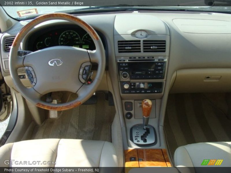 Golden Sand Metallic / Beige 2002 Infiniti I 35