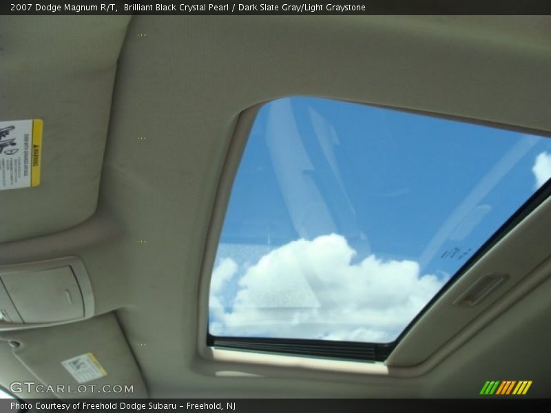 Brilliant Black Crystal Pearl / Dark Slate Gray/Light Graystone 2007 Dodge Magnum R/T