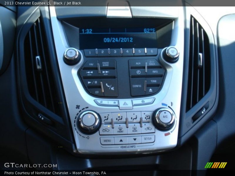 Black / Jet Black 2013 Chevrolet Equinox LS