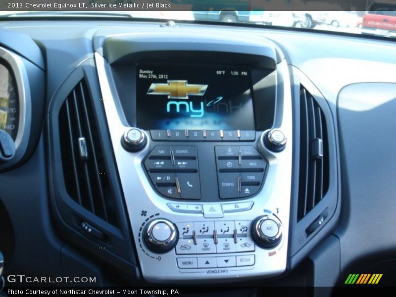 Silver Ice Metallic / Jet Black 2013 Chevrolet Equinox LT
