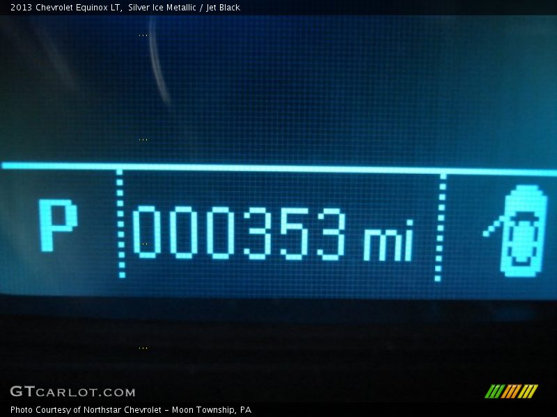 Silver Ice Metallic / Jet Black 2013 Chevrolet Equinox LT