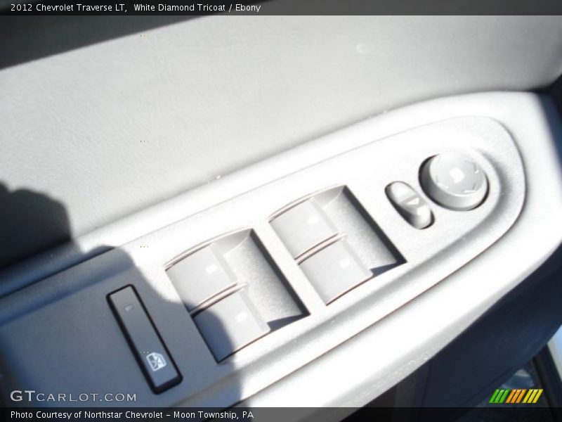 White Diamond Tricoat / Ebony 2012 Chevrolet Traverse LT