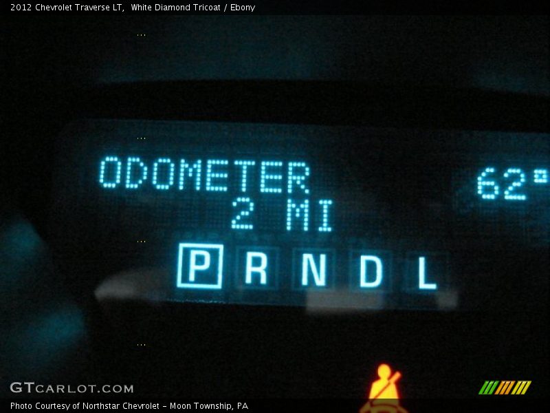 White Diamond Tricoat / Ebony 2012 Chevrolet Traverse LT