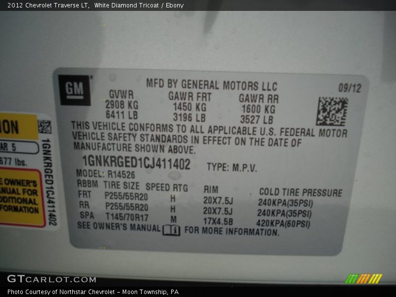 White Diamond Tricoat / Ebony 2012 Chevrolet Traverse LT