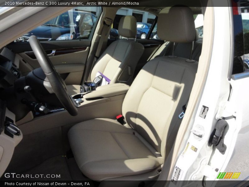 Front Seat of 2010 C 300 Luxury 4Matic
