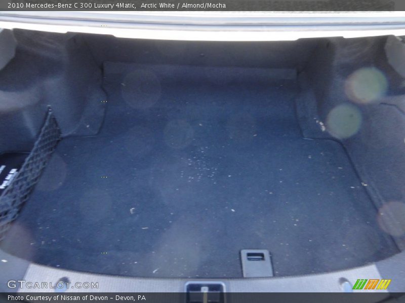  2010 C 300 Luxury 4Matic Trunk
