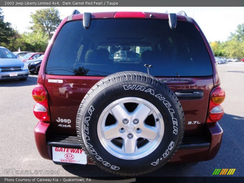 Dark Garnet Red Pearl / Taupe 2003 Jeep Liberty Limited 4x4