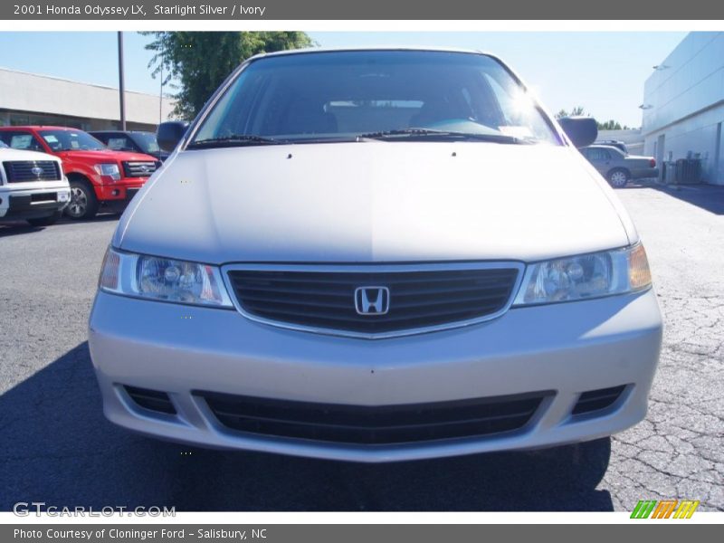 Starlight Silver / Ivory 2001 Honda Odyssey LX