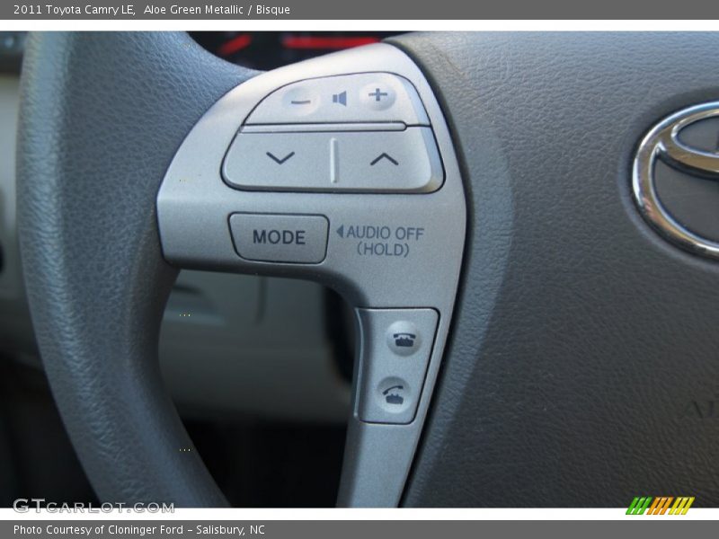 Aloe Green Metallic / Bisque 2011 Toyota Camry LE