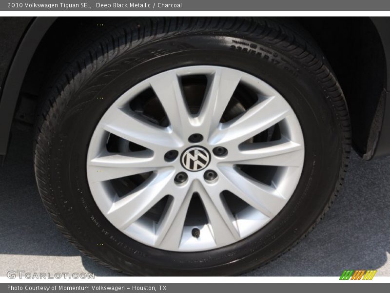 Deep Black Metallic / Charcoal 2010 Volkswagen Tiguan SEL