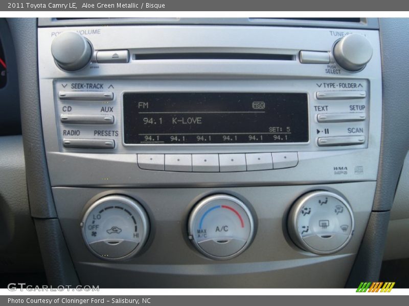 Aloe Green Metallic / Bisque 2011 Toyota Camry LE