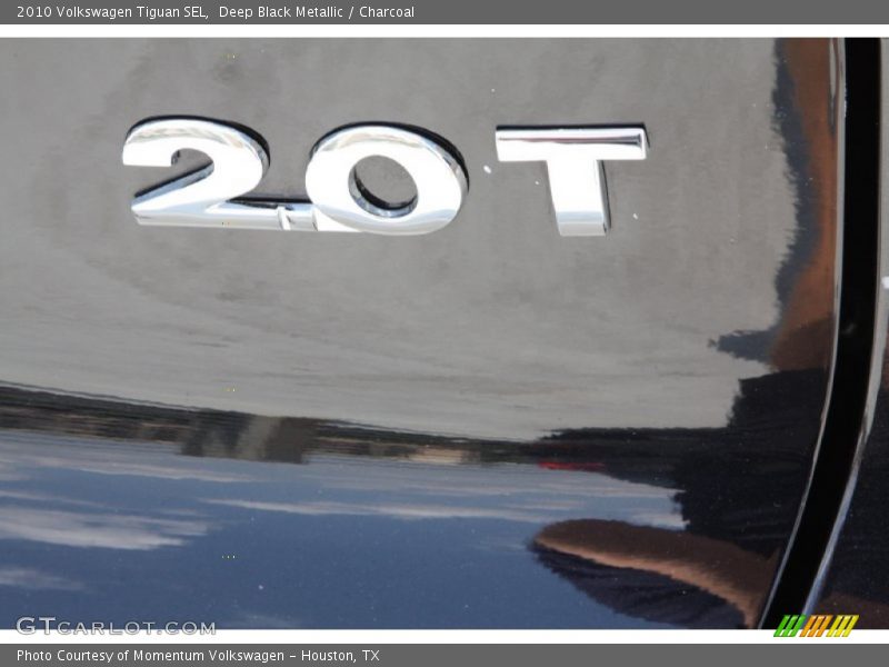 Deep Black Metallic / Charcoal 2010 Volkswagen Tiguan SEL