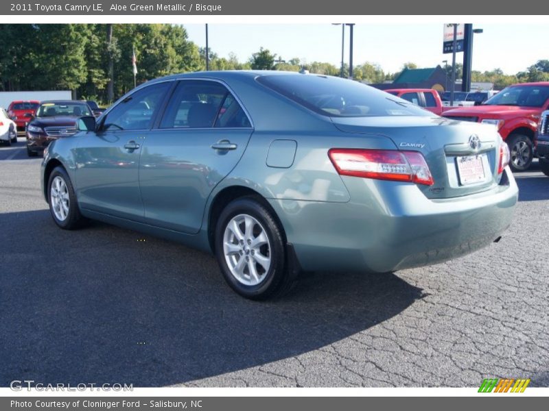 Aloe Green Metallic / Bisque 2011 Toyota Camry LE