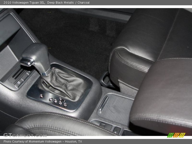 Deep Black Metallic / Charcoal 2010 Volkswagen Tiguan SEL
