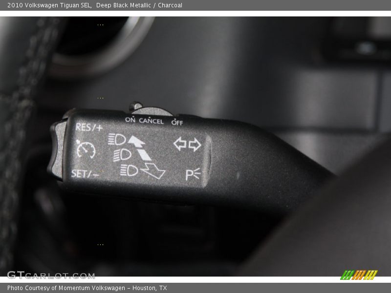 Deep Black Metallic / Charcoal 2010 Volkswagen Tiguan SEL