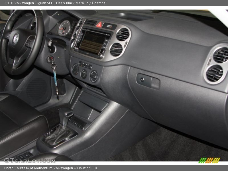 Deep Black Metallic / Charcoal 2010 Volkswagen Tiguan SEL