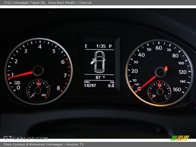 Deep Black Metallic / Charcoal 2010 Volkswagen Tiguan SEL