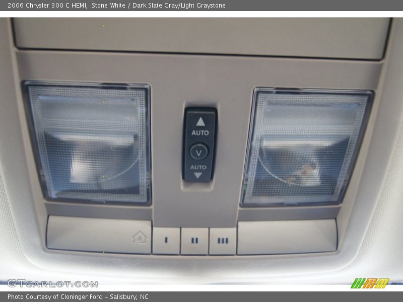 Stone White / Dark Slate Gray/Light Graystone 2006 Chrysler 300 C HEMI