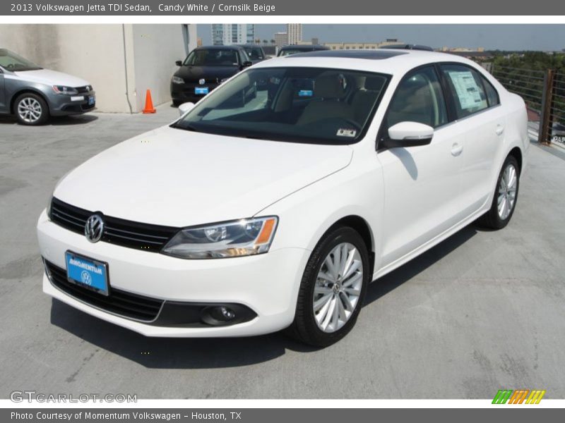Candy White / Cornsilk Beige 2013 Volkswagen Jetta TDI Sedan