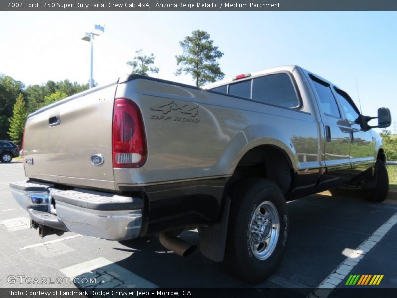 Arizona Beige Metallic / Medium Parchment 2002 Ford F250 Super Duty Lariat Crew Cab 4x4