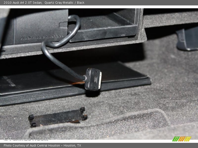 Quartz Gray Metallic / Black 2010 Audi A4 2.0T Sedan