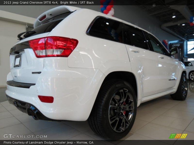 Bright White / SRT Black 2013 Jeep Grand Cherokee SRT8 4x4