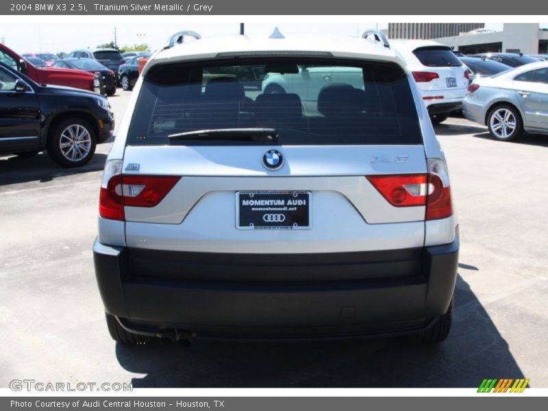 Titanium Silver Metallic / Grey 2004 BMW X3 2.5i