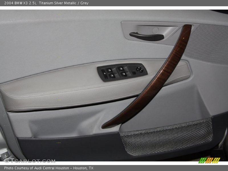 Titanium Silver Metallic / Grey 2004 BMW X3 2.5i