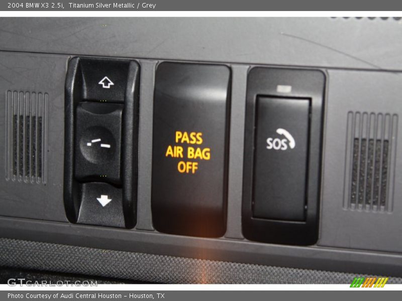 Titanium Silver Metallic / Grey 2004 BMW X3 2.5i