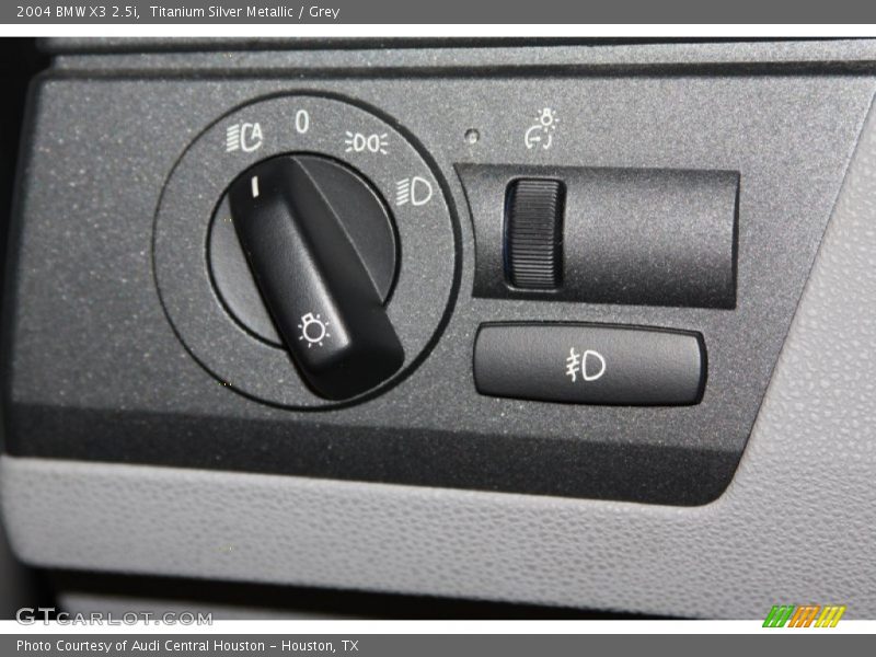 Titanium Silver Metallic / Grey 2004 BMW X3 2.5i