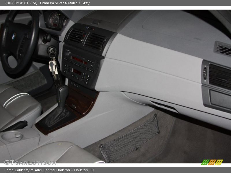 Titanium Silver Metallic / Grey 2004 BMW X3 2.5i