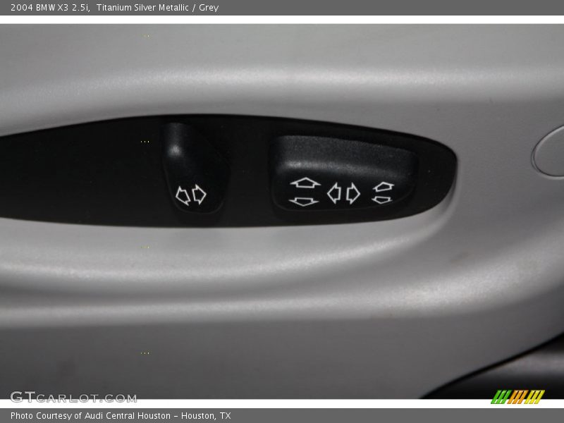 Titanium Silver Metallic / Grey 2004 BMW X3 2.5i