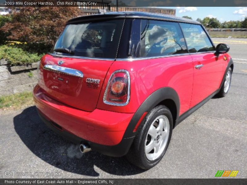 Chili Red / Black/Grey 2009 Mini Cooper Hardtop