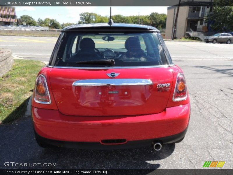 Chili Red / Black/Grey 2009 Mini Cooper Hardtop