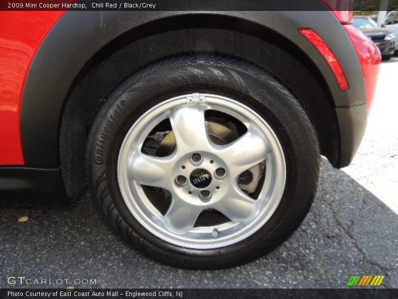Chili Red / Black/Grey 2009 Mini Cooper Hardtop