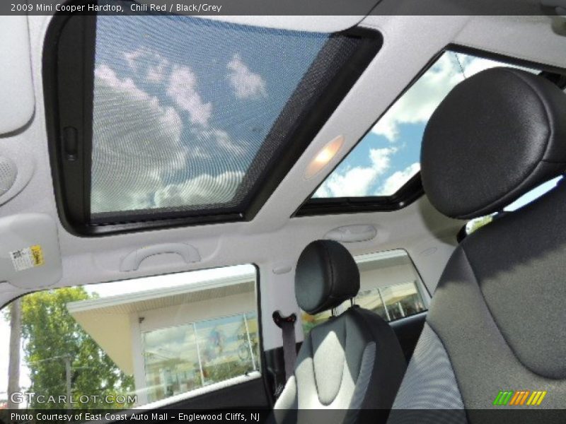 Chili Red / Black/Grey 2009 Mini Cooper Hardtop