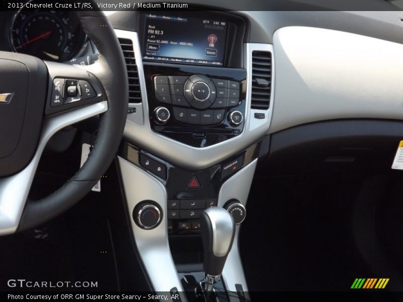 Victory Red / Medium Titanium 2013 Chevrolet Cruze LT/RS