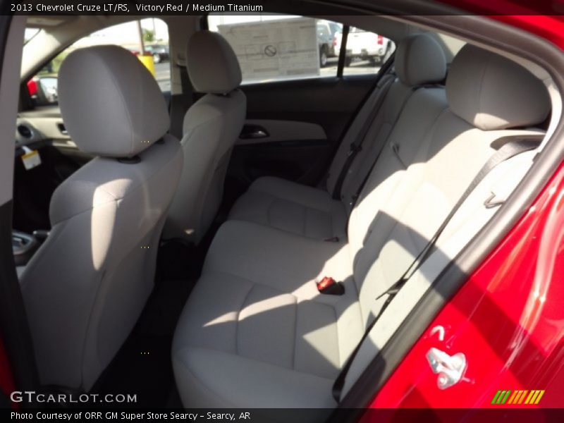Victory Red / Medium Titanium 2013 Chevrolet Cruze LT/RS